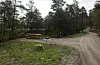 Bjoavatnet rundt er ein av dei seks tilrettelagte turane, og her er ein av fleire rasteplassar langs Bjoavatnet. Foto: Ingrid Johannessen