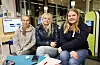 Paulina Haxha (t.v.), Michelle Søndenå og Mia Østerås Lothe likar seg på Ung Tysdag. FOTO: SVEIN-ERIK LARSEN