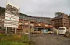 Dette er stridens kjerne, byggearbeidet på OnarTun på Tysnes. Bildet er frå september 2016, eit lite år før det blei opna.Foto: Ole Skaten/Tysnes