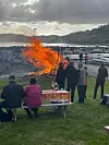 Frå sankthans-feiringa på bryggebakken i Vikebygd. FOTO: LAILA ESPELAND
