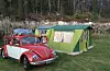 Den gamle bobla med sin norskproduserte hengar passar fint til campingferie for eigaren i Vikebygd.Foto: Ronny Andrè Gjerde