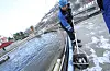 Aktiviteten innan havbvruk bidreg til gode inntekter for kommunane. Her frå fiskeoppdrettet i Ilsvåg kor Roald Kaldheim har regnbogeaure i håven. ARKVIFOTO: JON EDVARDSEN