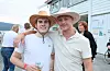 Dennis Grønli og Stian Nernes frå Haugesund, har tatt på seg cowboyhattane for anledninga. Foto: Ragnhild Kristine Løkken.