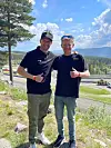 Simen Johansen (t.v) saman med Andreas Bakkerud. Desse skal konkurrere mot kvarandre under NM-runden i rallycross som går av stabelen i Vikedal i august. FOTO: PRIVAT