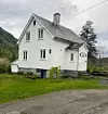 Slik såg Bjarnehuset ut før dei starta med renoveringa. Privat foto.