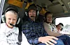 På markedsområdet var det moglegheit for å fly i helikopter. På bilde: Hans Mathias Dommersnes Havn (f.v), Mads Dommersnes og Lisa Maria Havn og Eline Bø. Foto: Ragnhild Kristine Løkken