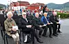 Sigrun Thormodsæter (76), Ivar Leonard Krakk (77), Tomas Finnvik (86), Harald Magne Hustoft (86) og Sverre Georg Vågen (87) har alle Kongens Fortenestemedalje på brystet. Foto: Irene Mæland Haraldsen