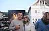 Ruben Jespersen og Maren Hesjedal kosar seg på Bluesfestivalen. Foto: Haldis Evensen Espeland.