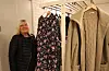 Kjersti Dagsland frå Bergen kosar seg på klesbytedag.Foto: Irene Mæland Haraldsen